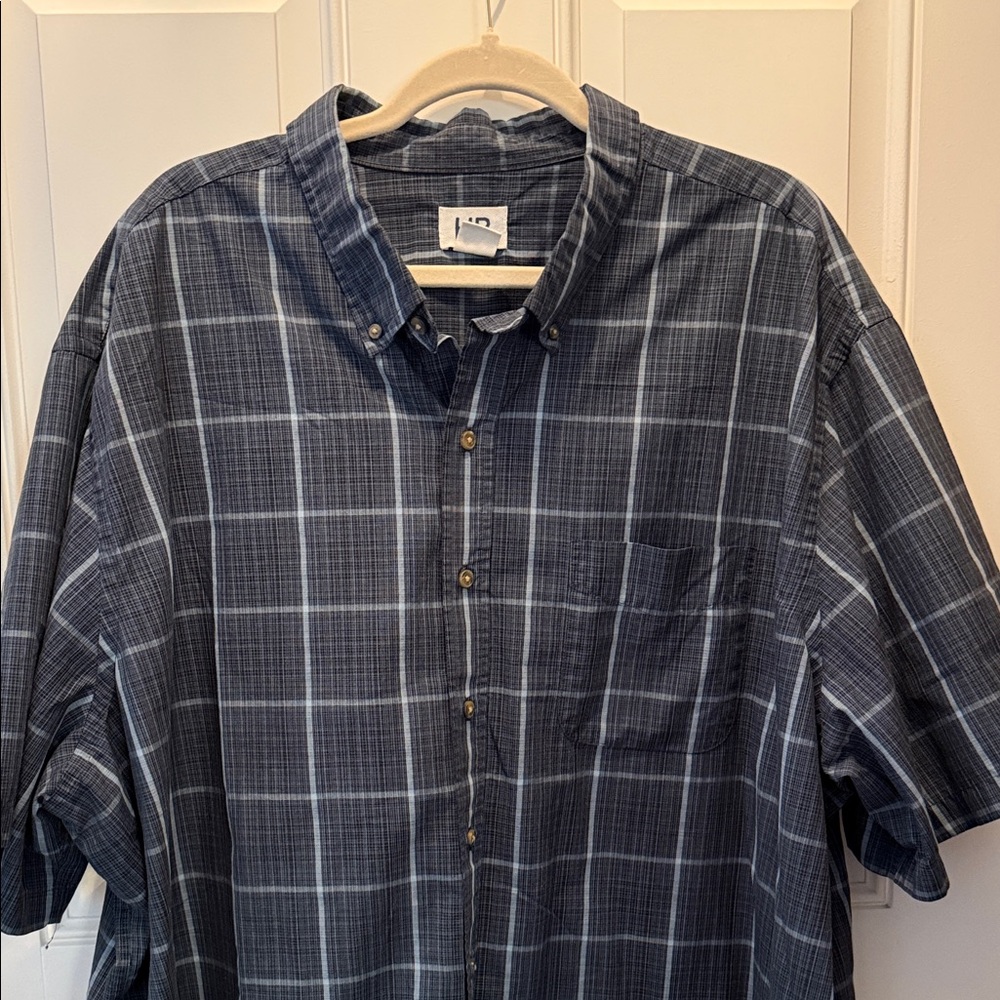 Men's Dark Blue Plaid Short-Sleeve Button-Down Shirt